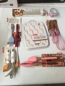 lot 74 image: Brand New Macys 10 Piece Cooking Utensils Lot
