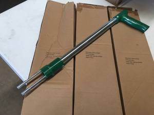 lot 131 image: Brand New Lot of Three Easy Grip Weed Grabber Tools
