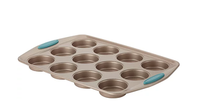 lot 50 image: Brand New Rachael Ray Bakeware 12-cup Cucina Muffin Pan
