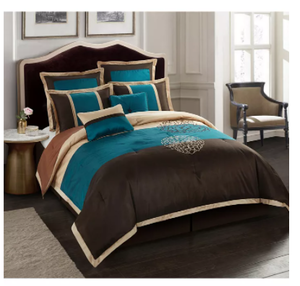 lot 113 image: Brand New Nanshing Phoebe 8-Piece California King Comforter Set
