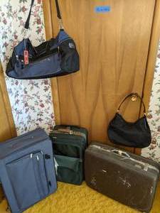 lot 117 image: Five Pieces of Luggage