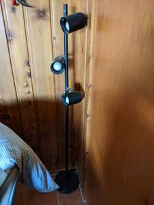lot 186 image: Multi-Light Floor Lamp