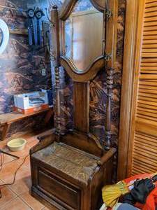 lot 75 image: Beautiful Wood Hall Tree w Brass Hooks