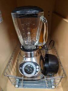 lot 66 image: Blender, Pitcher and Wire Rack