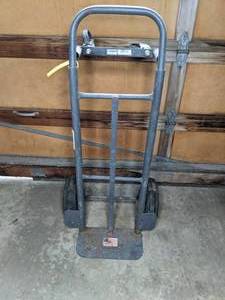 lot 16 image: Convertible Hand Truck