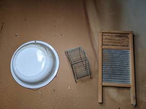 lot 44 image: Washboard, Hamster Wheel, Enamel Bowl
