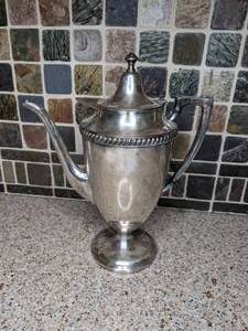 lot 8 image: Silver-Plated CoffeeTea Urn