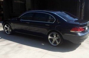 lot 1 image: 2007 BMW 760Li Fully Loaded 71,220 Miles