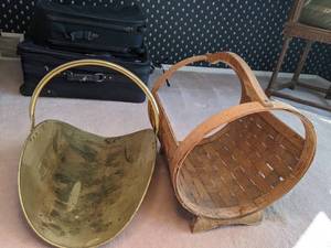 lot 109 image: Two Decorative Firewood Holders
