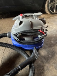 lot 39 image: 5 Gallon Wet Dry Shop Vac 5.5 HP Vacuum