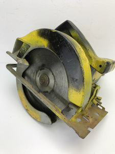 BlackDecker - 7-14 Electric Circular Saw