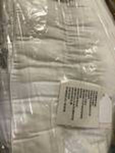lot 2 image: Side Sleeper Arm Rest Posture Pillow (1) - White PP27-OS-WHITE, NEW
