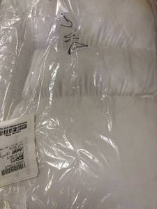 lot 118 image: Duo Sleep Neck Posture Pillow(1), PP25-OS-WHITE, NEW
