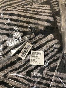 lot 127 image: Summit Gray 40 in. x 24 in. Cotton Bath Rug, 59040-24X40-GRAY, NEW