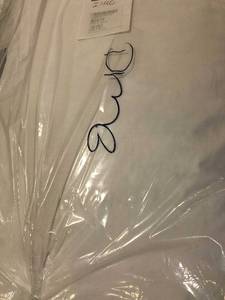 lot 146 image: Best Extra Firm Down Queen Pillow(1), PP36-Q-WHITE, NEW