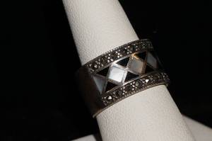 lot 36 image: Sterling Silver, Pearl Inlaid Wide Band Ring