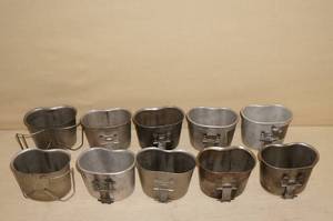 lot 27 image: Vintage Kidney Shaped Military Mess Tins