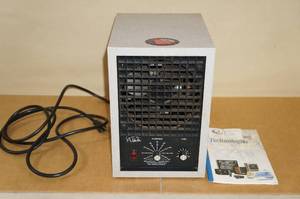 lot 23 image: Alpine Salon Aire 1000 Ozone Air Purifier