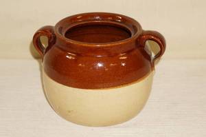 lot 28 image: Stoneware Two-Tone Pot with Handles