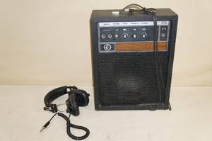 lot 19 image: Vintage Kay Guitar Amplifier with Headphones