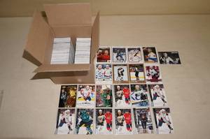 lot 85 image: Box of Mostly Hockey Cards