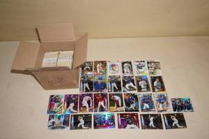 lot 90 image: Box of Baseball Cards