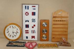 lot 184 image: Sailing Themed Items, Bird Clock