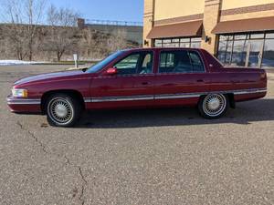 lot 2 image: 1995 Cadillac DeVille