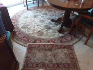 lot 2 image: 3-Sphinx Rugs-39x23, 92 Round & 70 Round