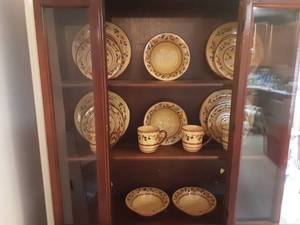 lot 21 image: Service For 4