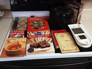 lot 44 image: Cook Books, Toaster, Chopper & Cookie Press