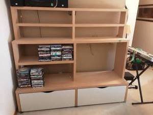 lot 77 image: EntertainmentMedia Center 79x22x69