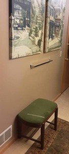 lot 115 image: 2-Large Canvas Prints, Bench & Rug 28x39