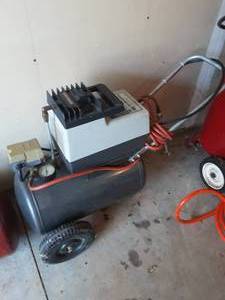 lot 136 image: Craftsman Air Compressor