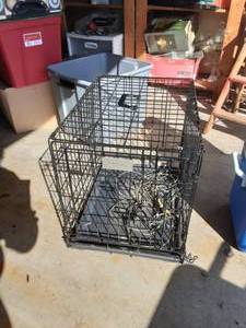 lot 140 image: Petco Wire Pet Crate 24x17x20