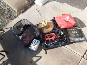 lot 150 image: Emergency Car Equipment