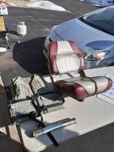 lot 157 image: Boat Seat & Life Jacket