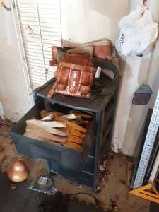 lot 184 image: Rolling Cart With Contents, Work Gloves, Tool Belts
