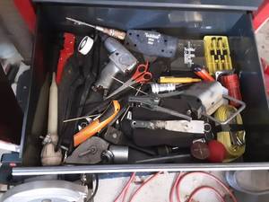 lot 204 image: Assorted Hand Tools