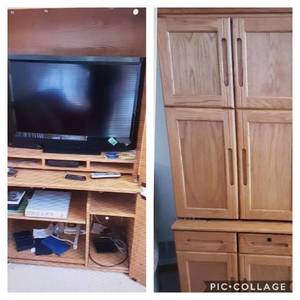 lot 15 image: Vizio Flat Screen TV 32, Media Cabinet & Contents 41x24x73