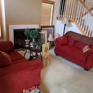 lot 14 image: 2-Cranberry Color Love Seats 64