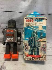 Antique Roto Robot�From�Japan 9 Tall�