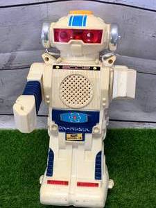 New Bright 2002 Model 2 Robot�