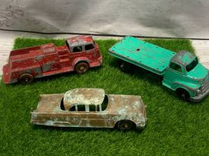 Lot of 3 Hubley & Tootsietoy Vehicles