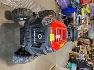 Bronco 42 in. 19 HP Briggs and Stratton Engine Automatic Drive Gas Riding Lawn Mower (NEEDS New battery )  Im working condition see pics carefully 