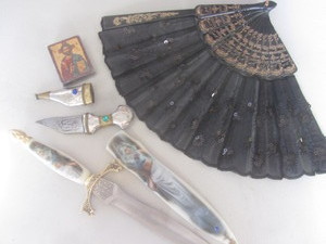 Dagger, Custom Knife