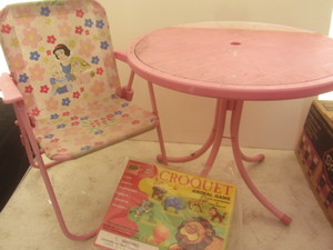 Croquet, Table & Chair