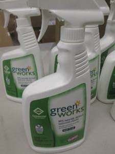 10-24floz bottles of greenworks bat...