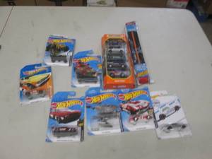 lot of new hotwheels ...