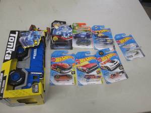 lot of new hotwheels and a new tonk...